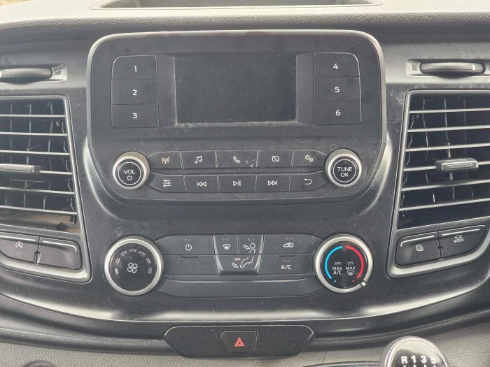 Ford Transit Custom - Image 17
