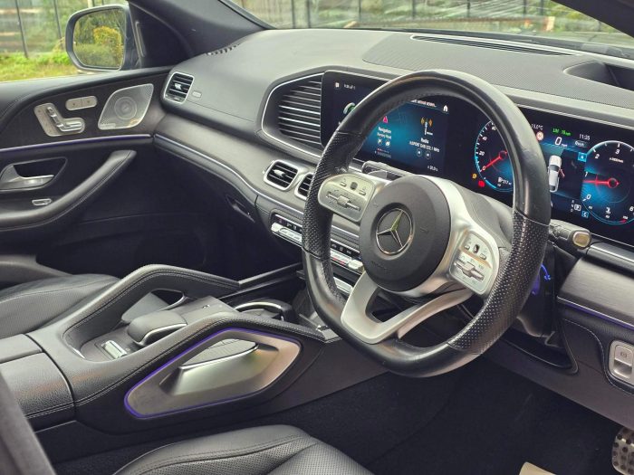 Mercedes-Benz GLE - Image 17
