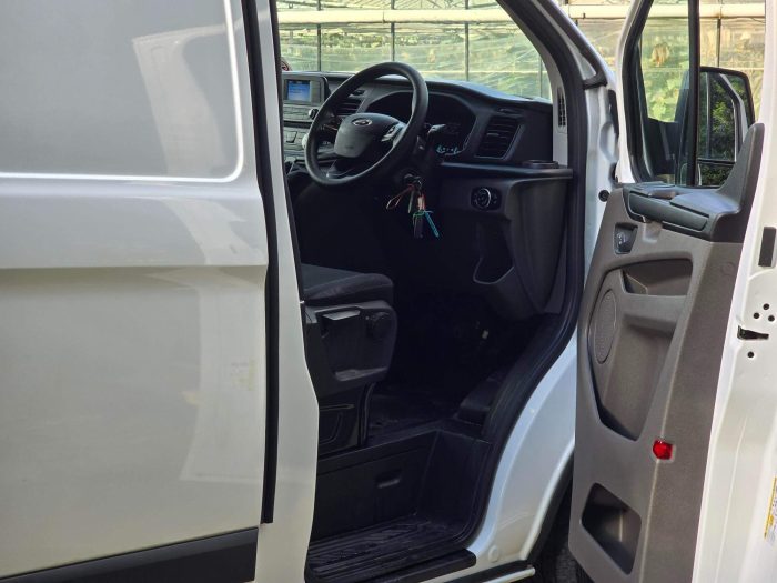 Ford Transit Custom - Image 10