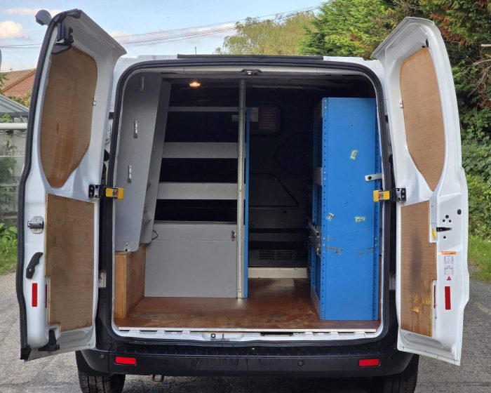 Ford Transit Custom - Image 23