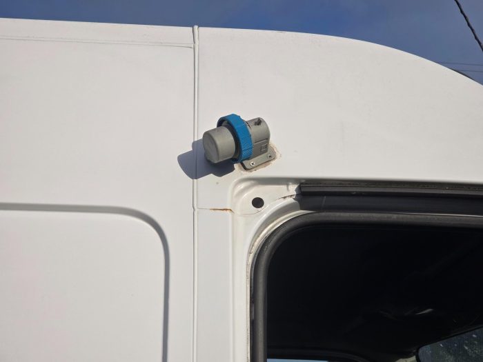 Renault Master - Image 16