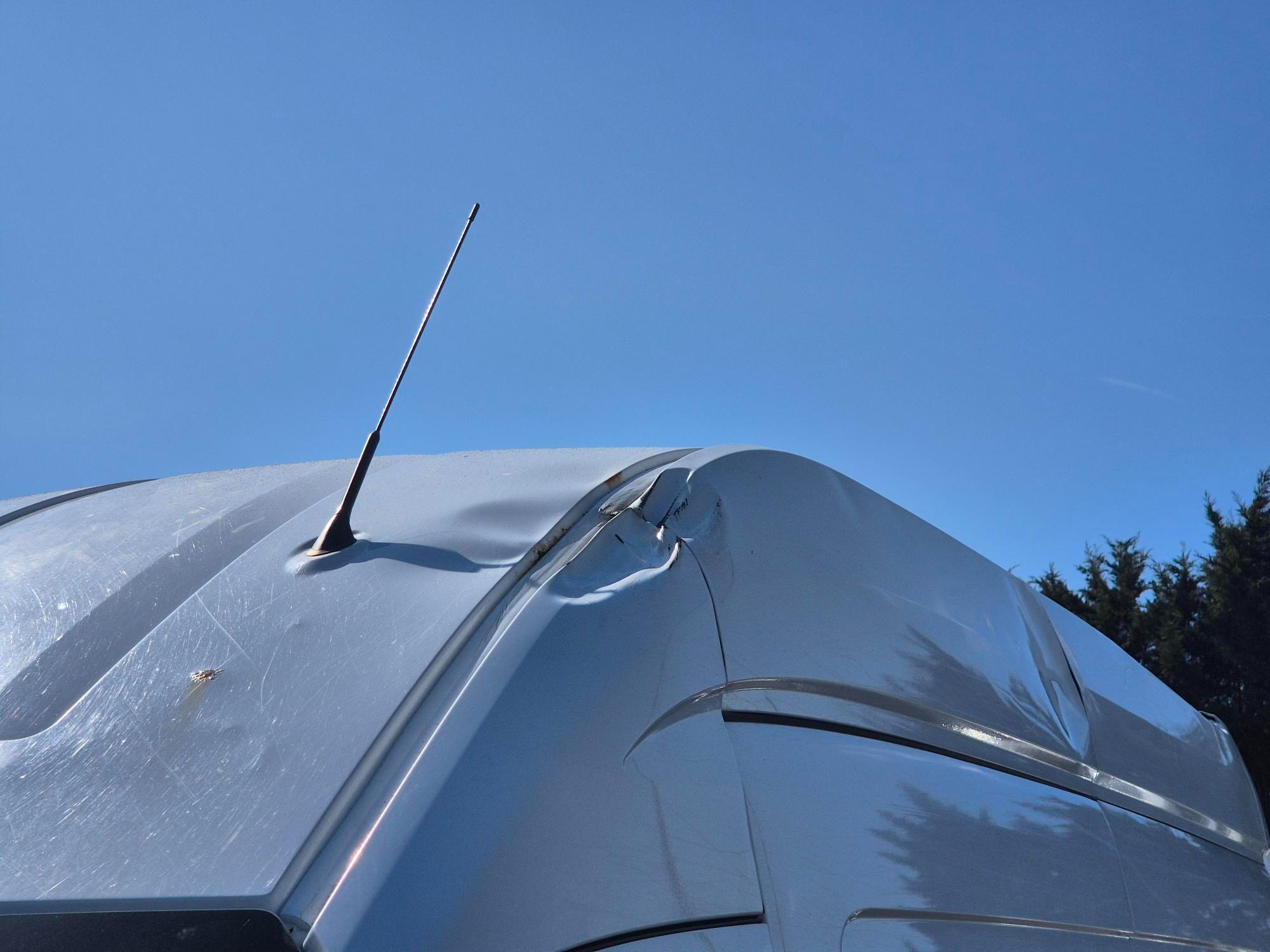 Ford Transit - Image 7