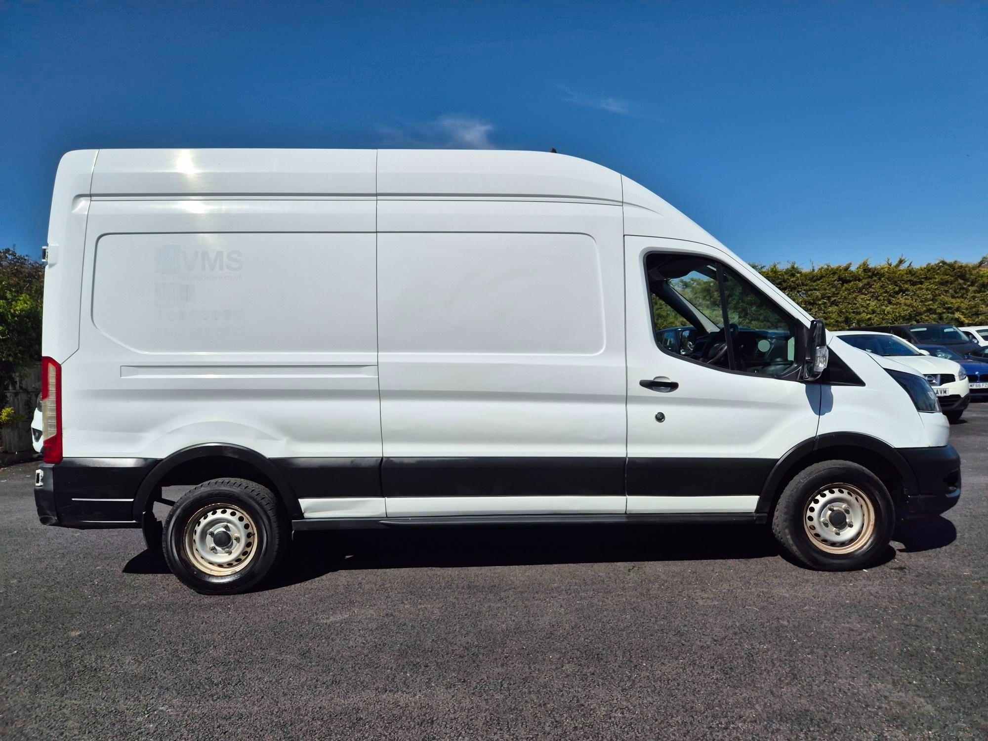 Ford Transit - Image 3