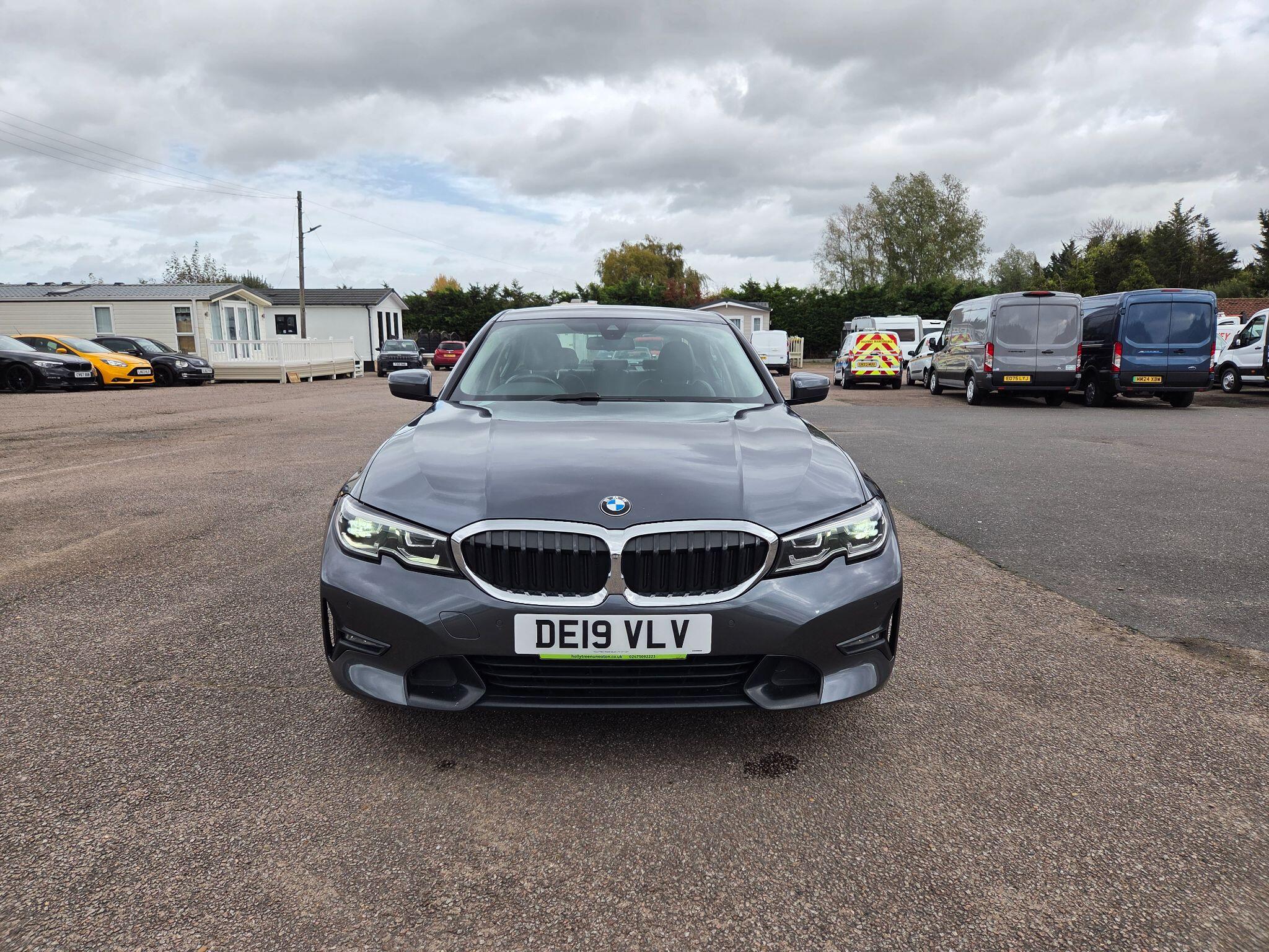 BMW 3 Series - Image 2