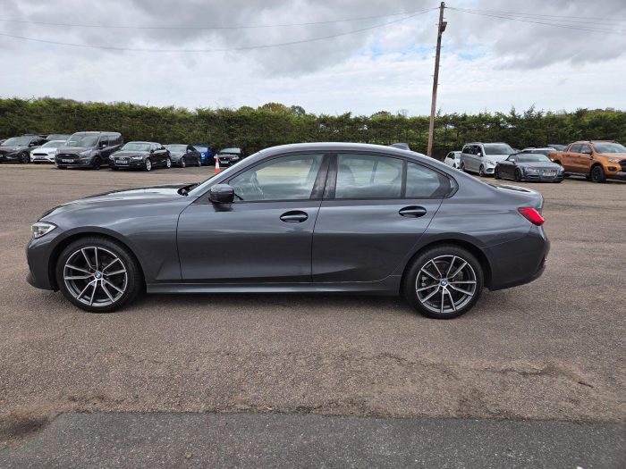 BMW 3 Series - Image 3