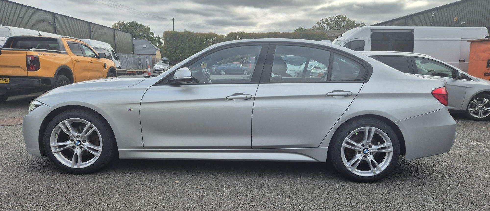 BMW 3 Series - Image 6