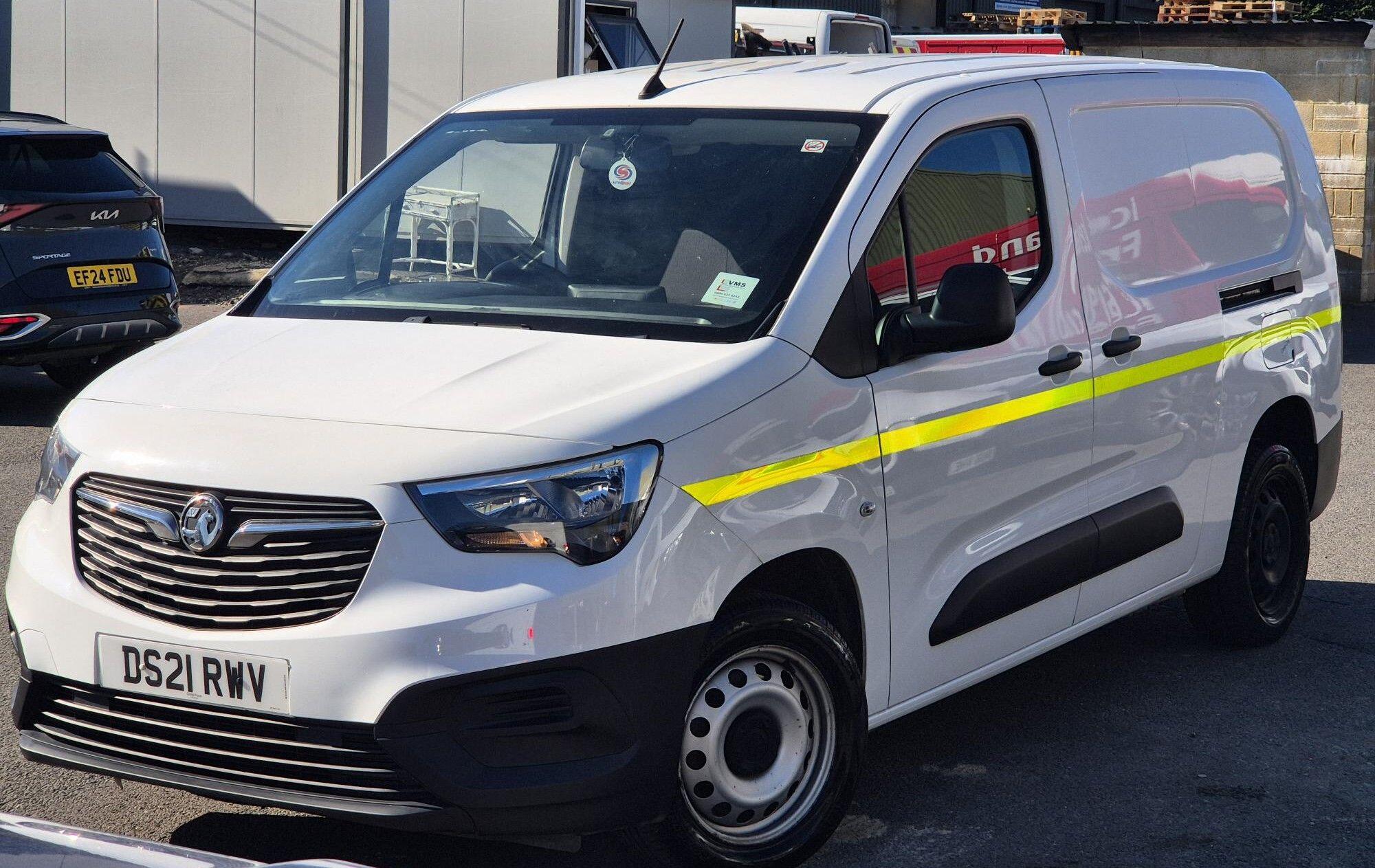 Vauxhall Combo - Image 3