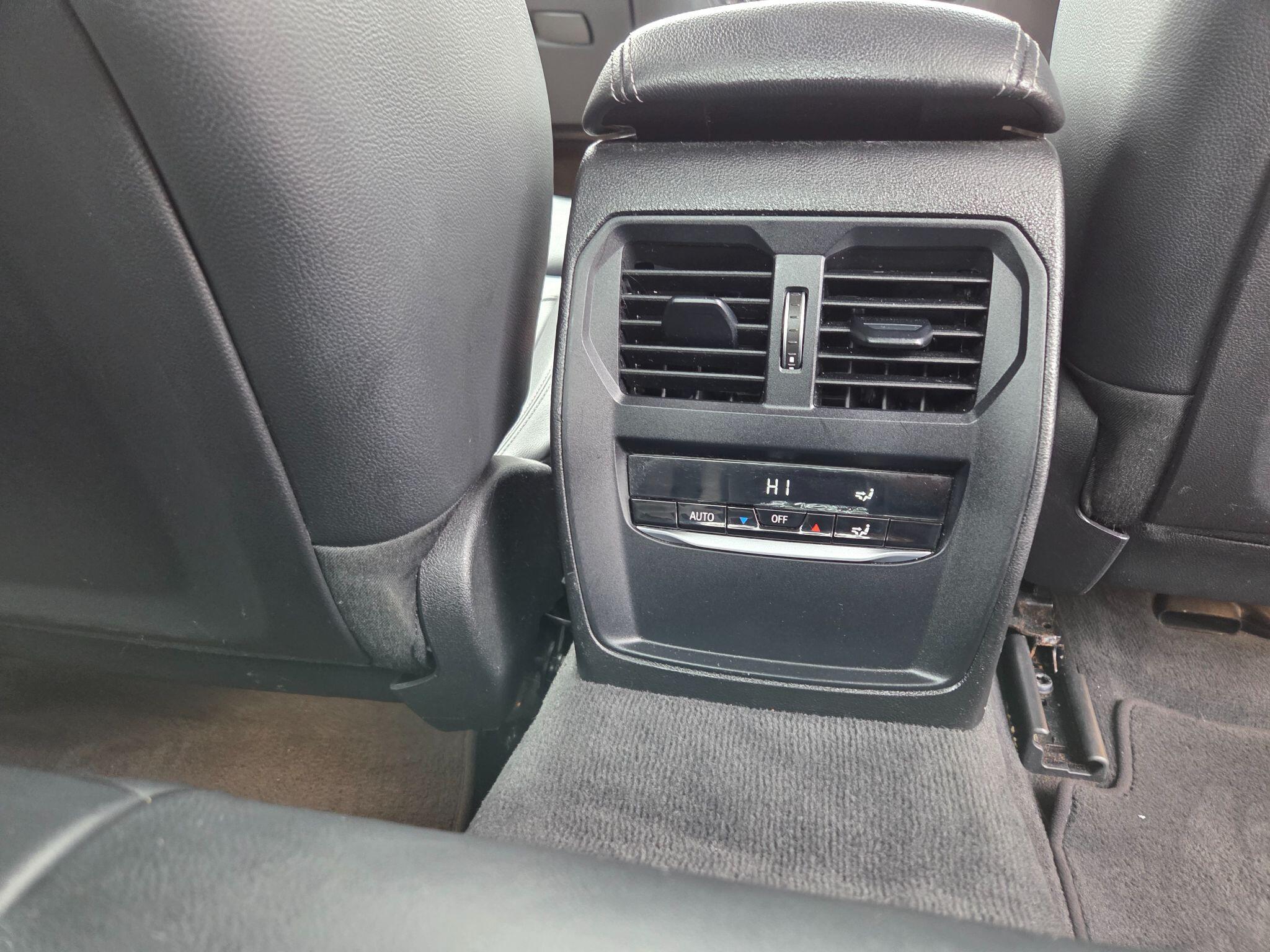 BMW 3 Series - Image 8