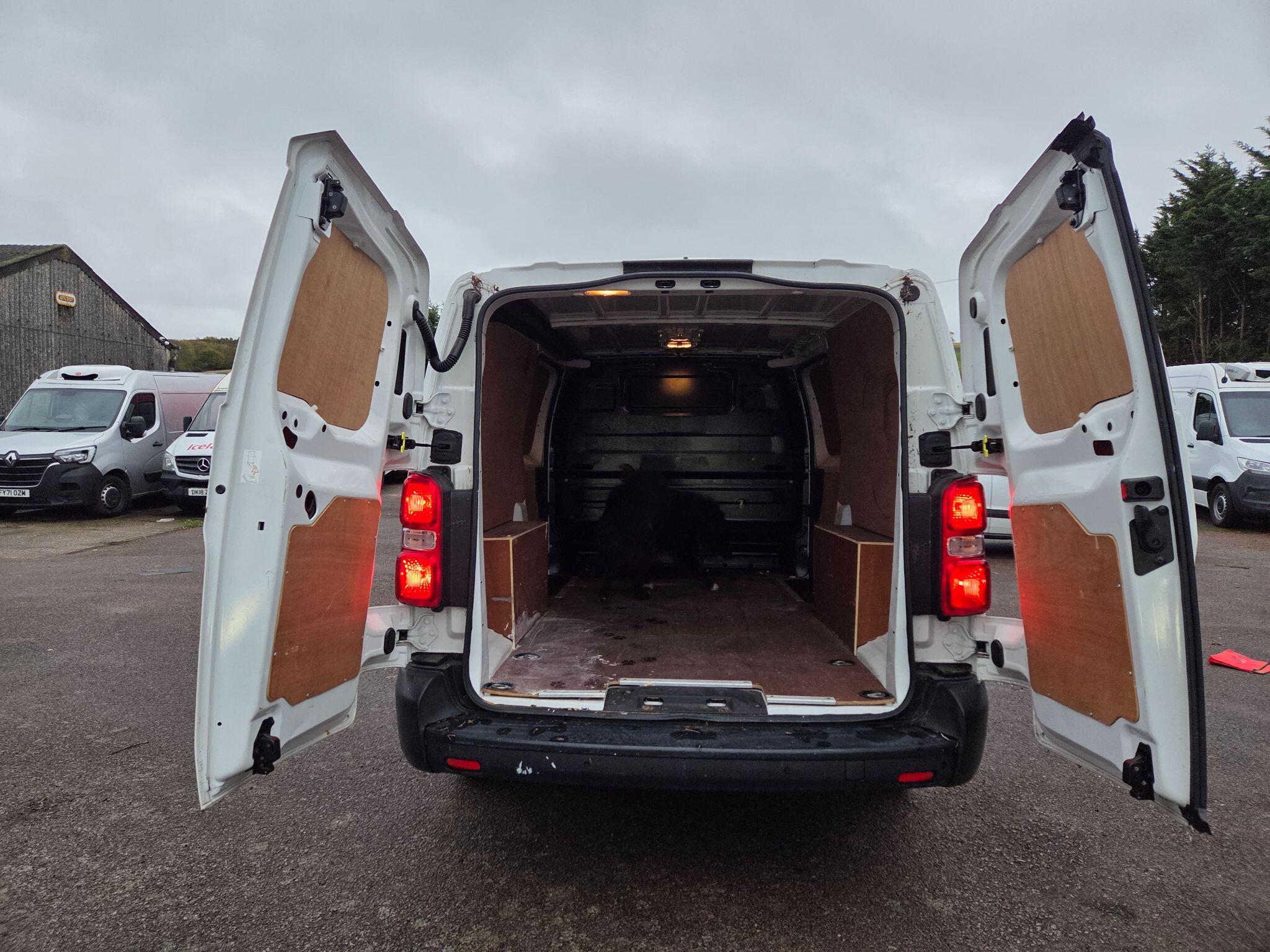 Toyota ProAce - Image 10