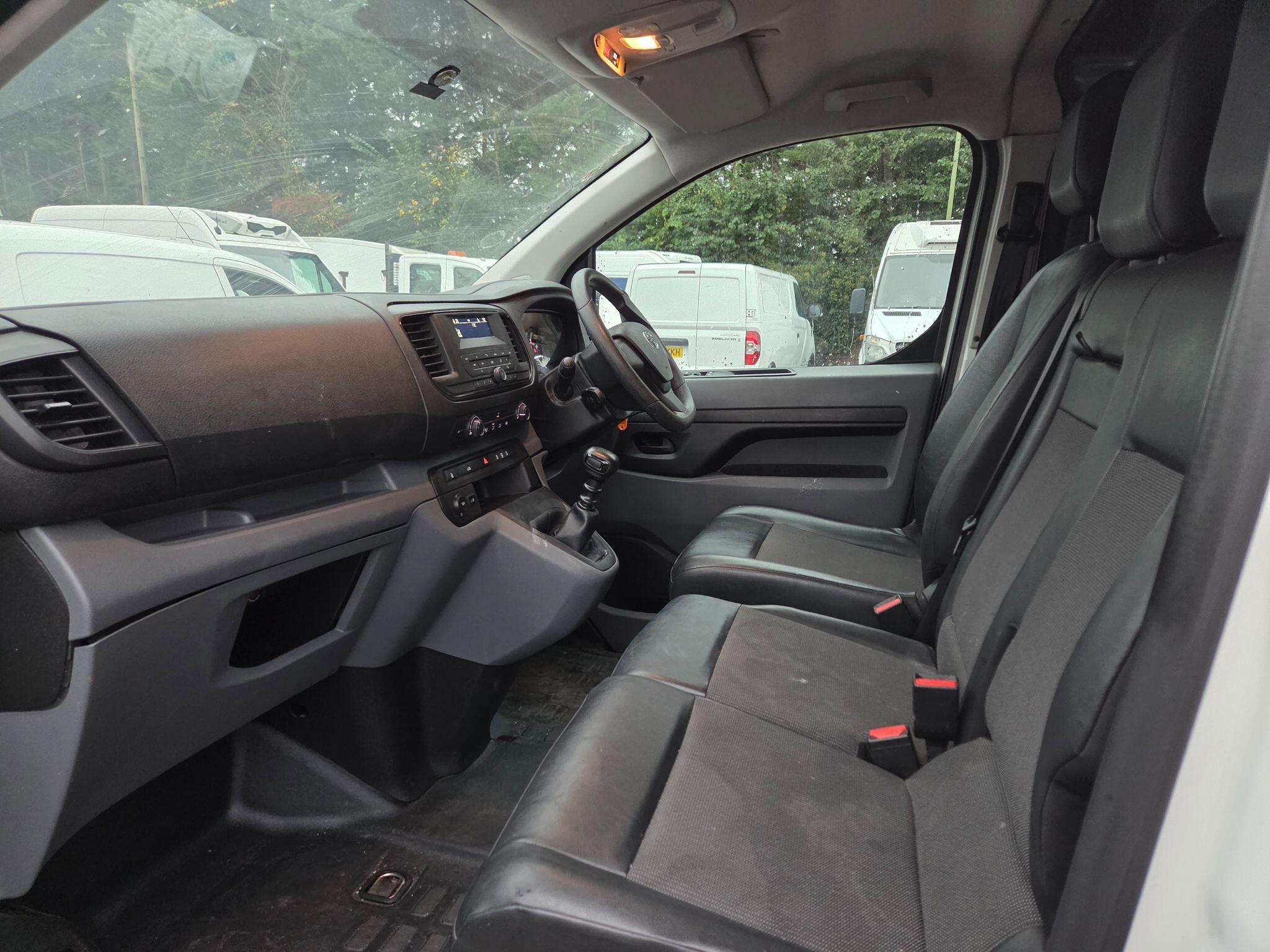 Toyota ProAce - Image 12