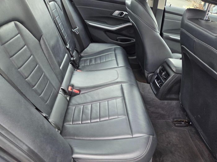 BMW 3 Series - Image 7