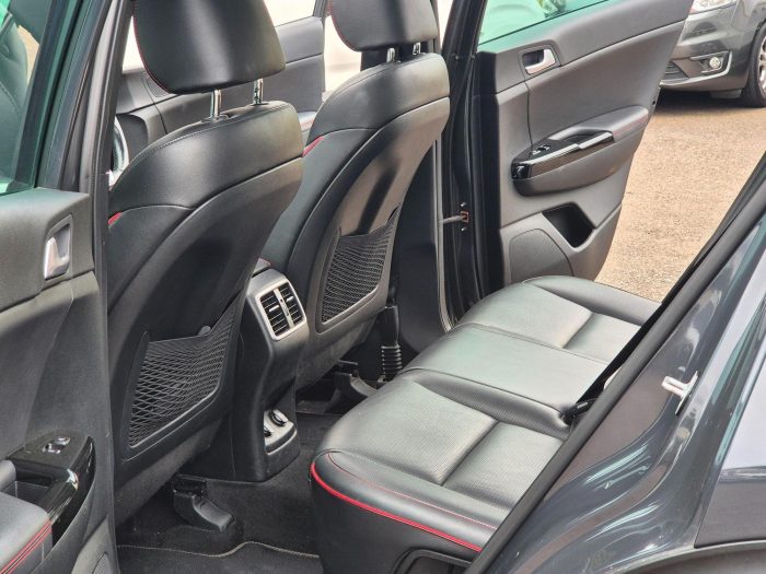 Kia Sportage - Image 18