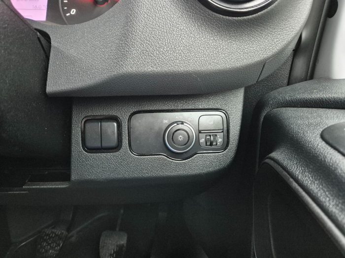 Mercedes-Benz Sprinter - Image 20