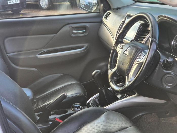 Mitsubishi L200 - Image 9