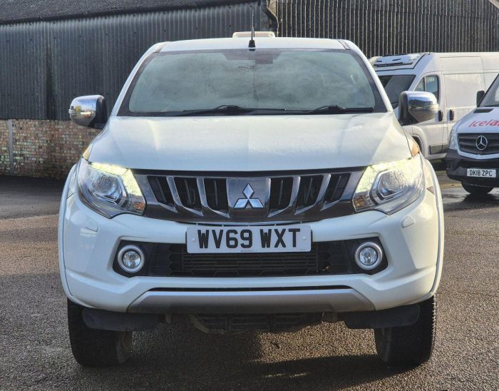 Mitsubishi L200 - Image 2