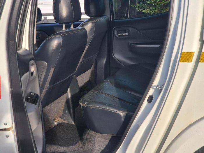 Mitsubishi L200 - Image 19