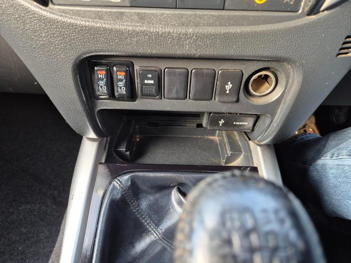 Mitsubishi L200 - Image 14