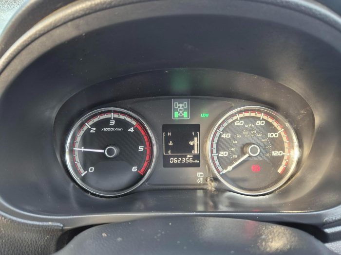 Mitsubishi L200 - Image 10