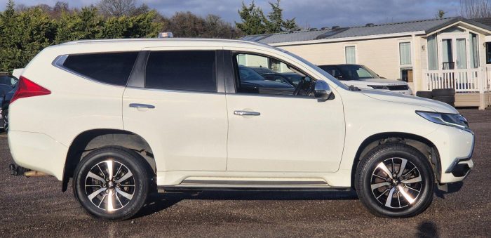 Mitsubishi Shogun Sport - Image 4