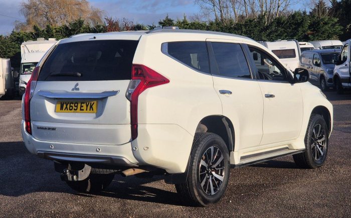 Mitsubishi Shogun Sport - Image 6