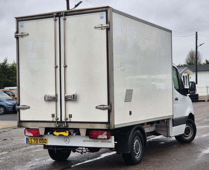 Mercedes-Benz Sprinter - Image 8