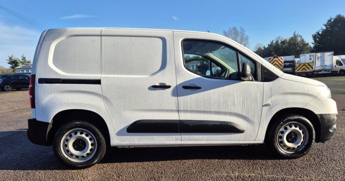 Toyota PROACE CITY - Image 8